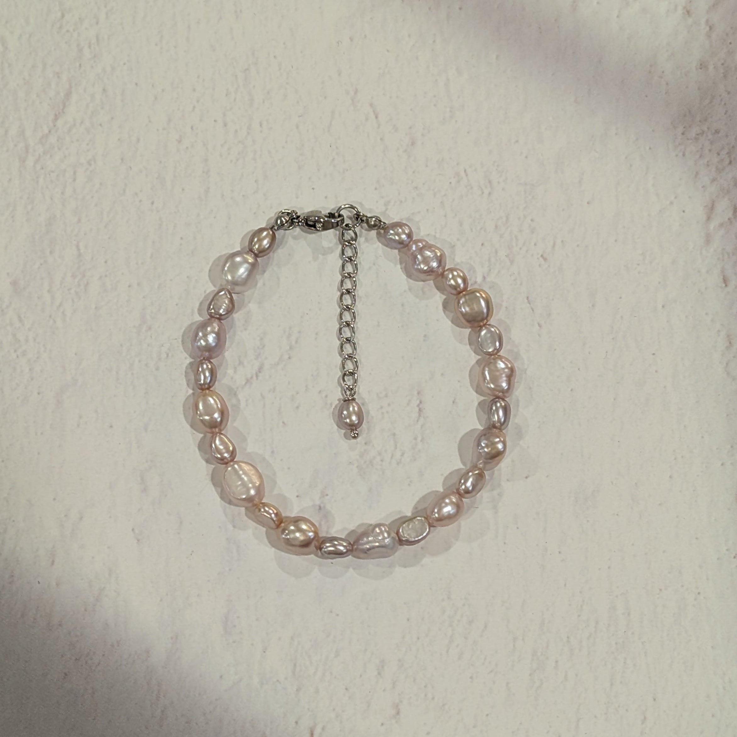 Flow Bracelet - Pink Freshwater Pearls